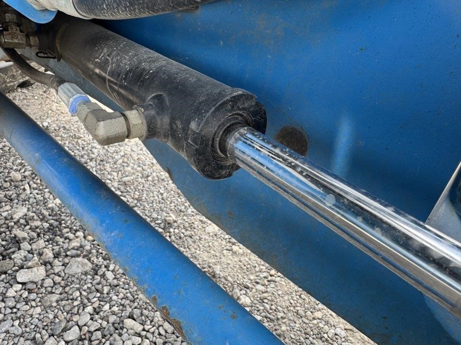 2017 Genie Z-45/25J IC Articulating Boom Lift - Image 14