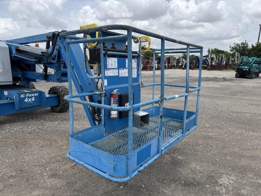 2017 Genie Z-45/25J IC Articulating Boom Lift - Image 18