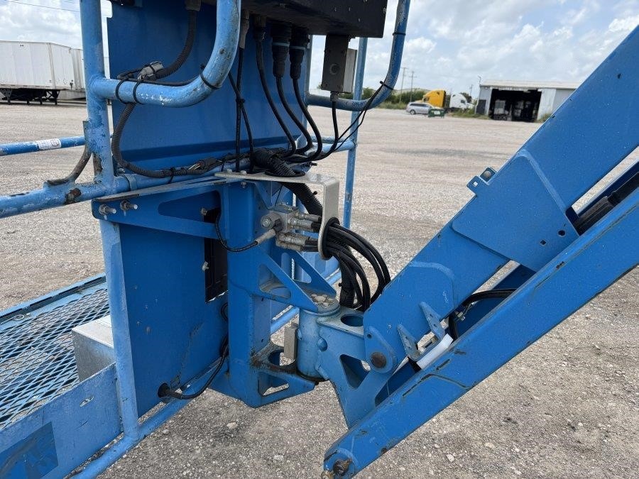 2017 Genie Z-45/25J IC Articulating Boom Lift - Image 23