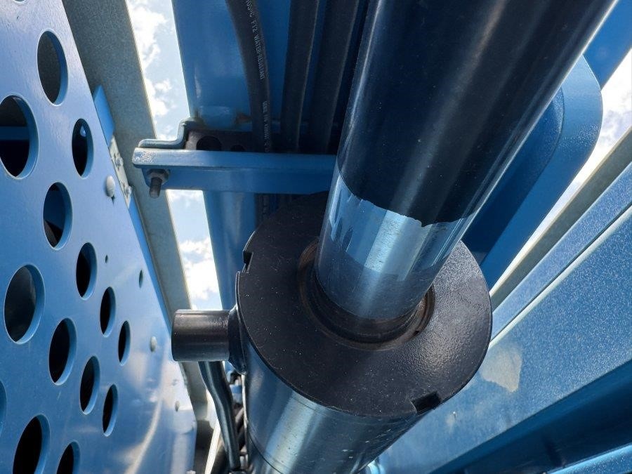 2017 Genie Z-45/25J IC Articulating Boom Lift - Image 26