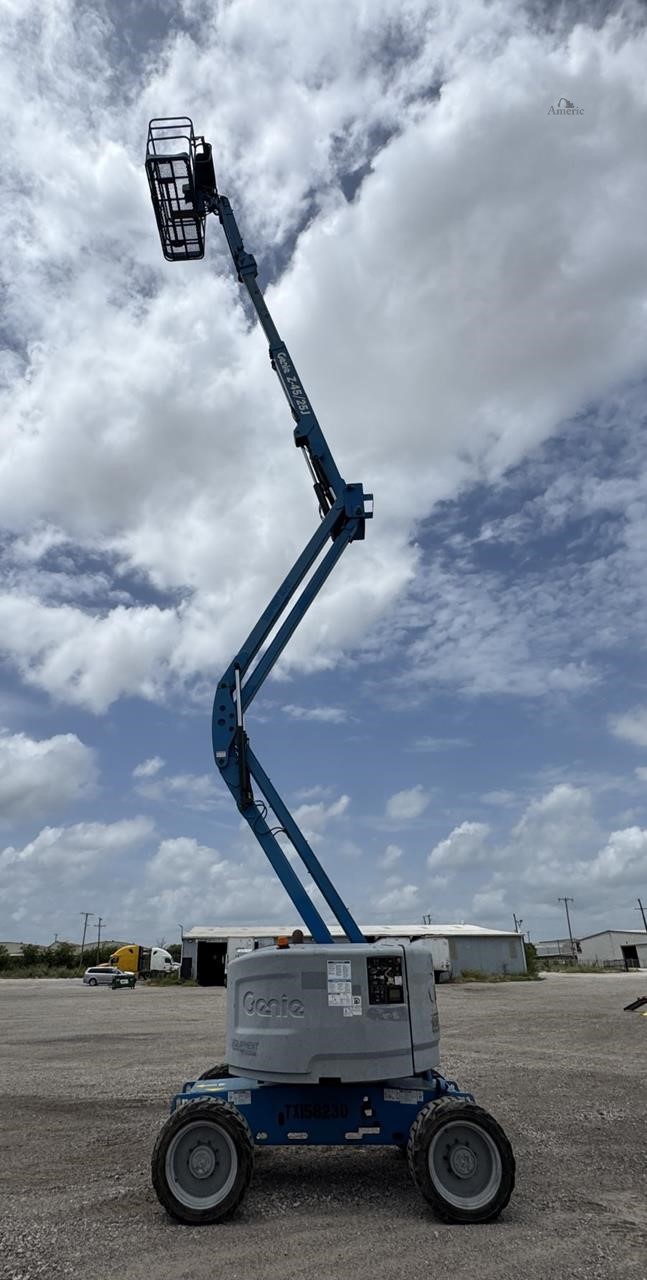 2017 Genie Z-45/25J IC Articulating Boom Lift - Image 35