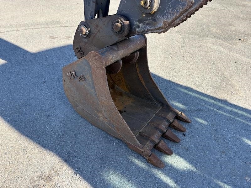 2019 Deere 410L Backhoe  Loader - Image 14