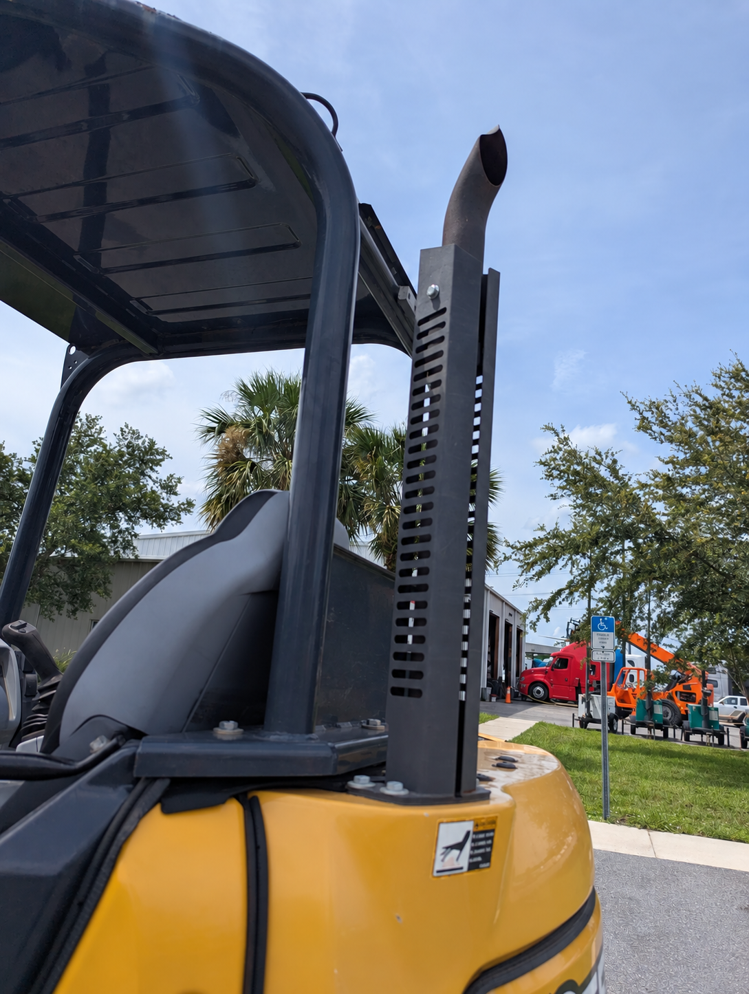 2021 John Deere 50G Mini Excavator - Image 10