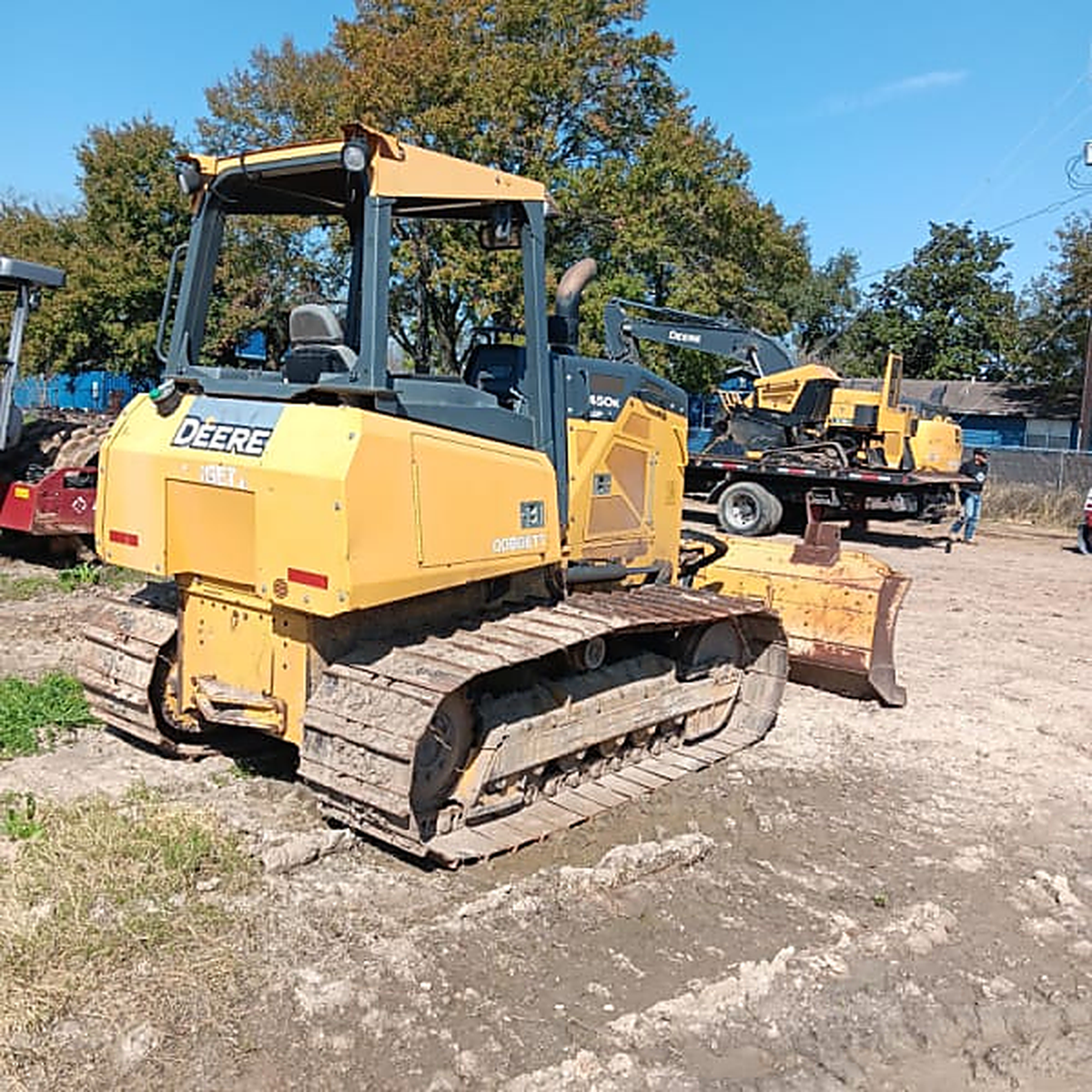 2019 Deere 450K LGP - Image 3