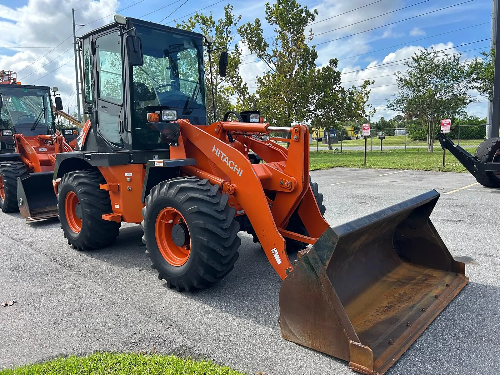 2023 Hitachi ZXW80-5B Wheel Loader - Image 2