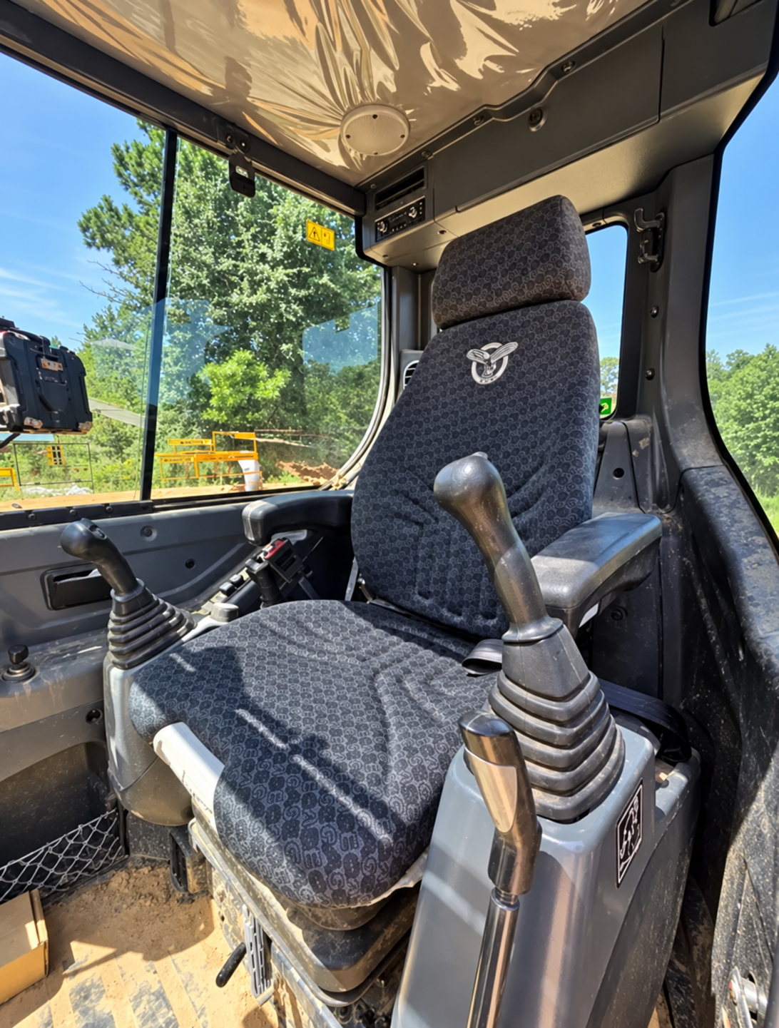 2024 Case CX60C Mini Excavator - Image 4