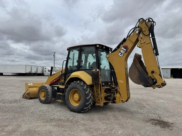2022 Caterpillar 420 Backhoe Loaders - Image 2