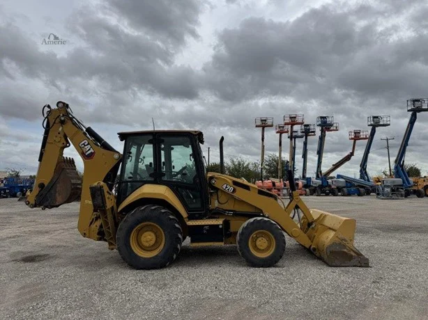 2022 Caterpillar 420 Backhoe Loaders - Image 4