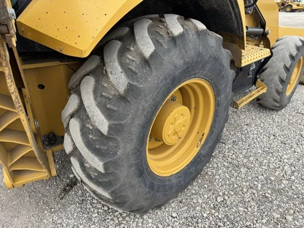 2022 Caterpillar 420 Backhoe Loaders - Image 11