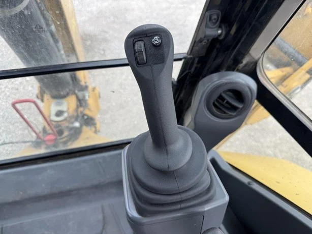 2022 Caterpillar 420 Backhoe Loaders - Image 18