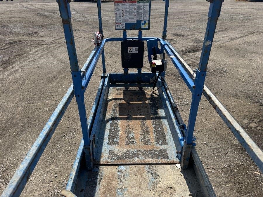 2017 Genie GS3232 Electric Scissor Lift - Image 21