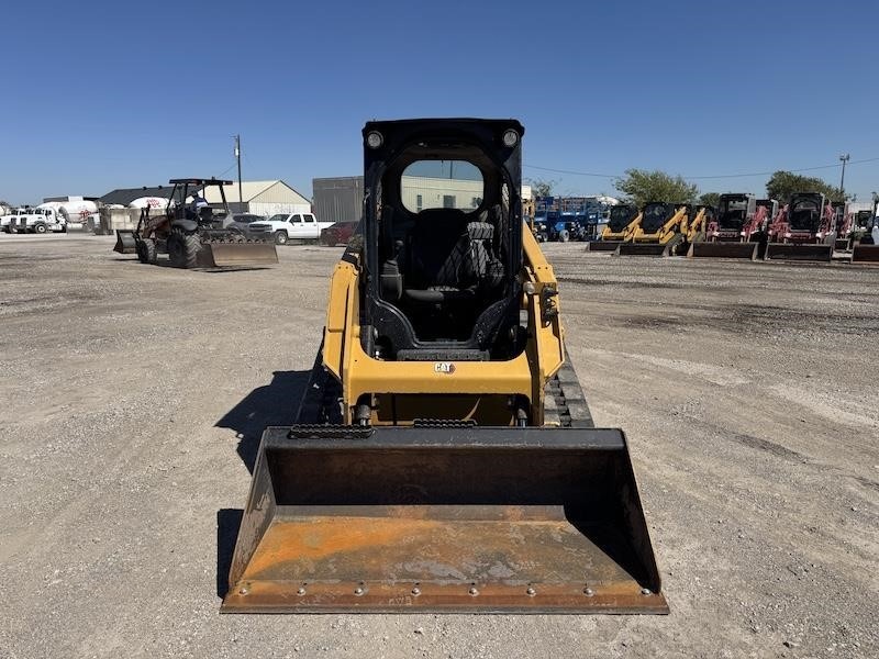 2023 Caterpillar 239D3 Compact Track Loader - Image 7