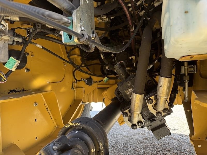 2020 Caterpillar 910M Wheel Loader - Image 11