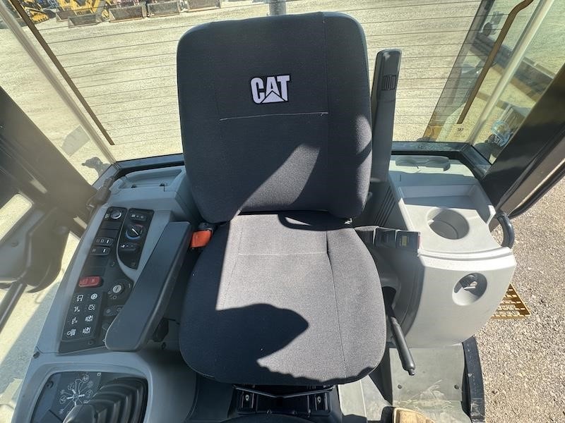 2020 Caterpillar 910M Wheel Loader - Image 17