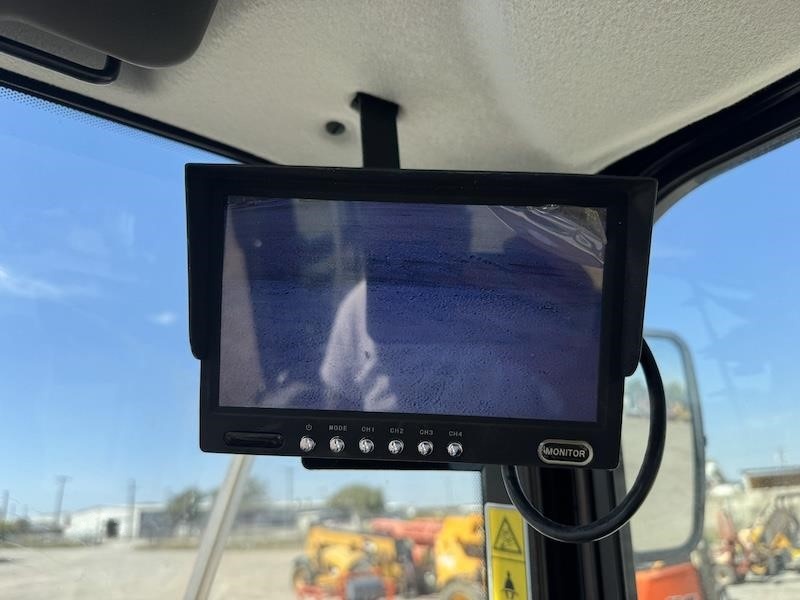 2020 Caterpillar 910M Wheel Loader - Image 22
