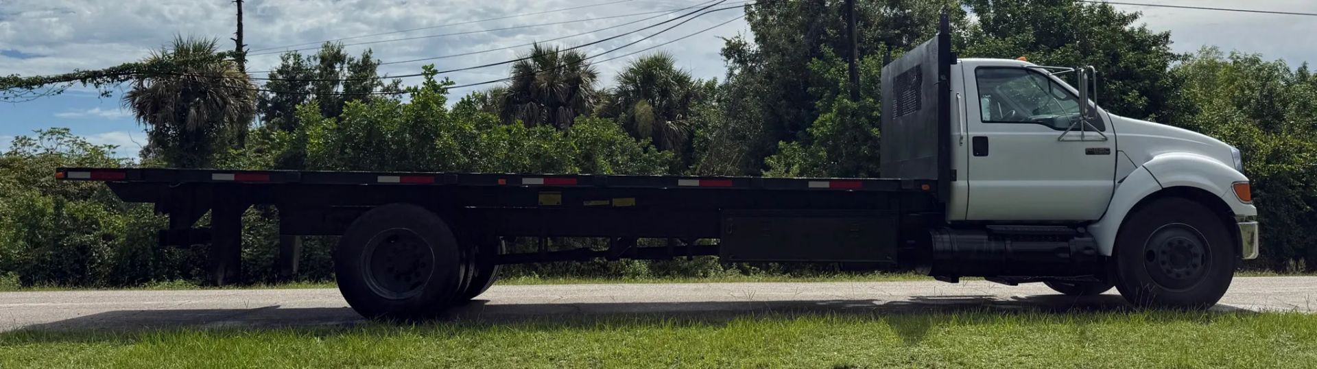2006 FORD COMMERCIAL F-650 SUPER DUTY DUMP / FLATBED - Image 15