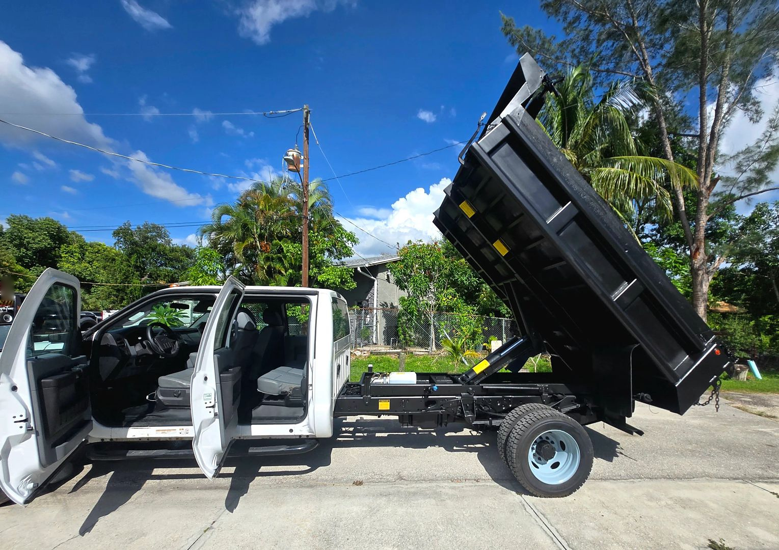 2015 FORD F550 CREW CAB DUMP TRUCK - Image 7