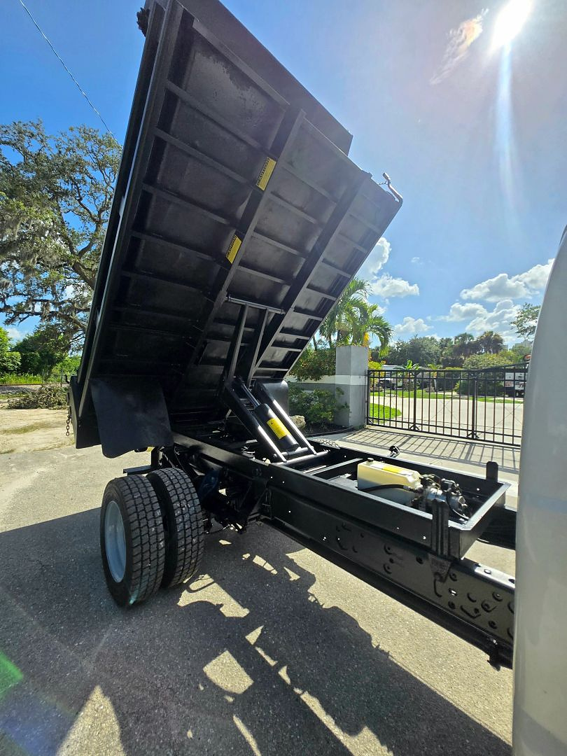 2015 FORD F550 CREW CAB DUMP TRUCK - Image 8