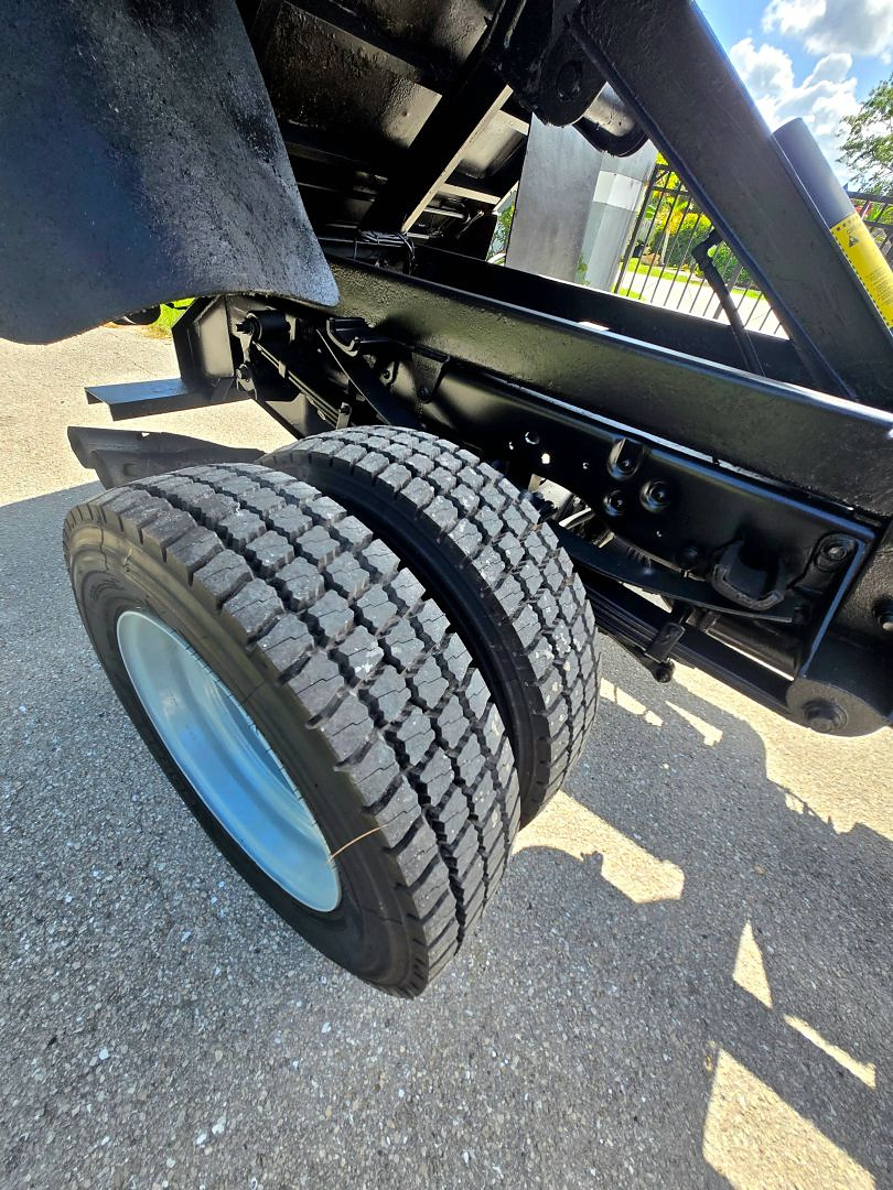 2015 FORD F550 CREW CAB DUMP TRUCK - Image 9