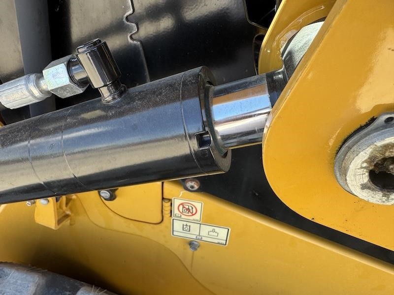 2020 Caterpillar 259D3 Compact Track Loader - Image 16