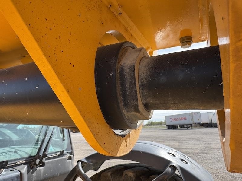 2018 JCB 507-42 Telehandler - Image 11
