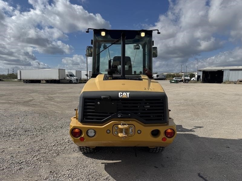 2020 Caterpillar 907M Wheel Loader - Image 3