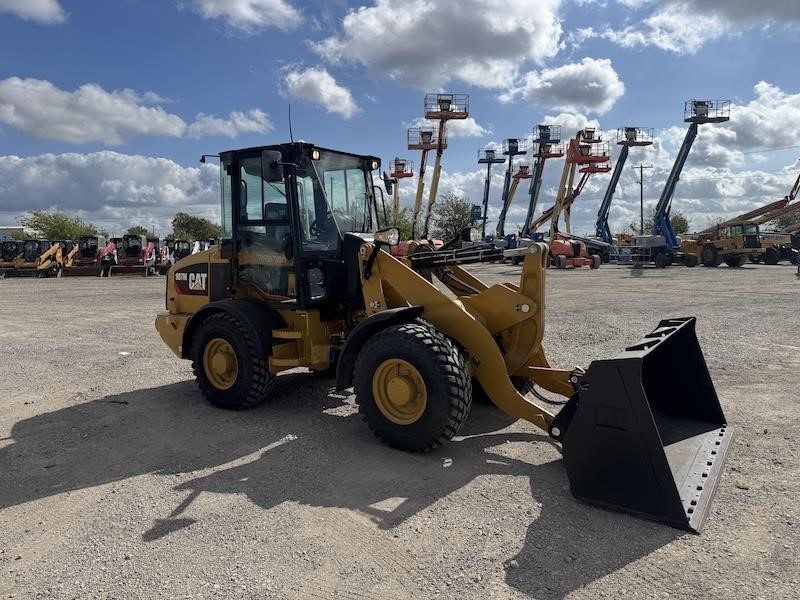 2020 Caterpillar 907M Wheel Loader - Image 6