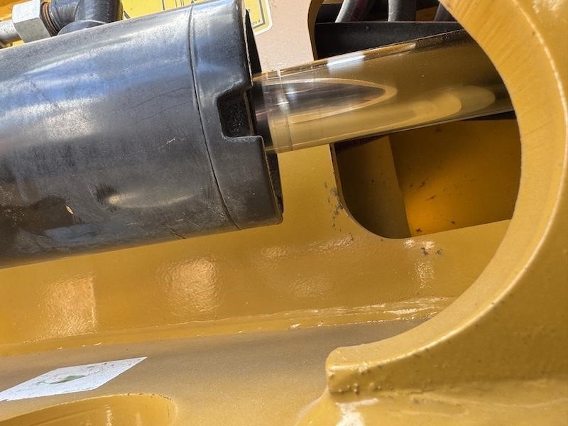 2020 Caterpillar 907M Wheel Loader - Image 12