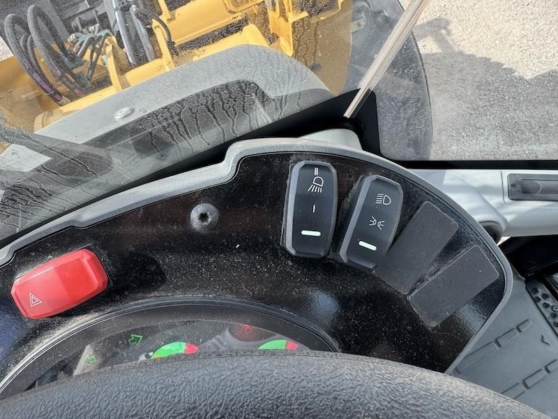 2020 Caterpillar 907M Wheel Loader - Image 19