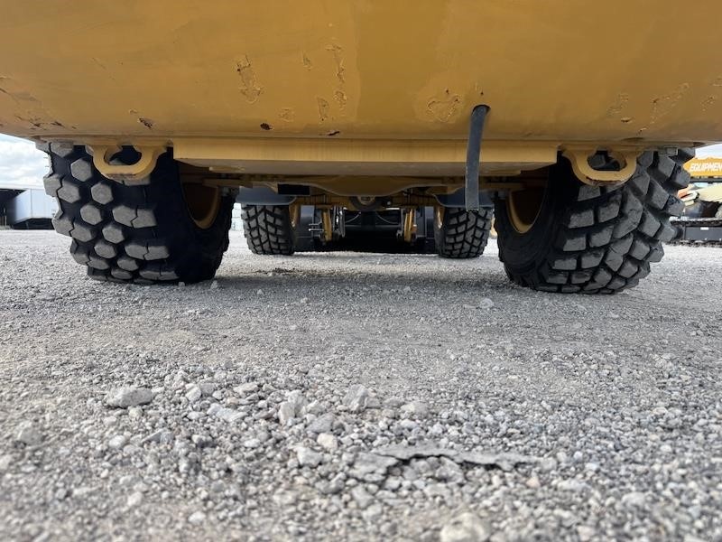 2020 Caterpillar 907M Wheel Loader - Image 14