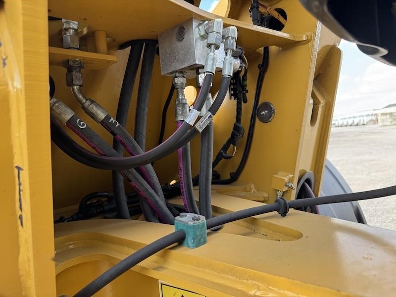 2020 Caterpillar 907M Wheel Loader - Image 17