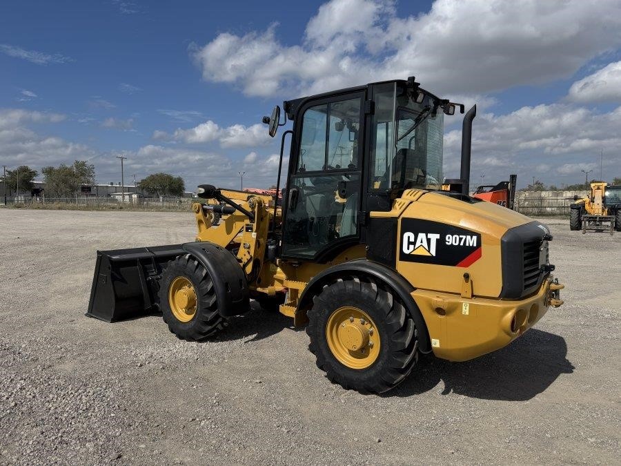 2020 Caterpillar 907M Wheel Loader - Image 3