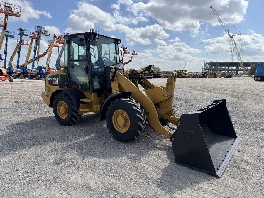 2020 Caterpillar 907M Wheel Loader - Image 6