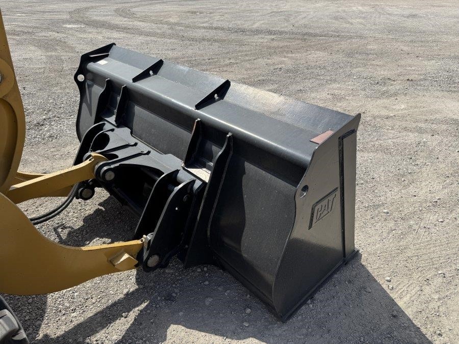 2020 Caterpillar 907M Wheel Loader - Image 10