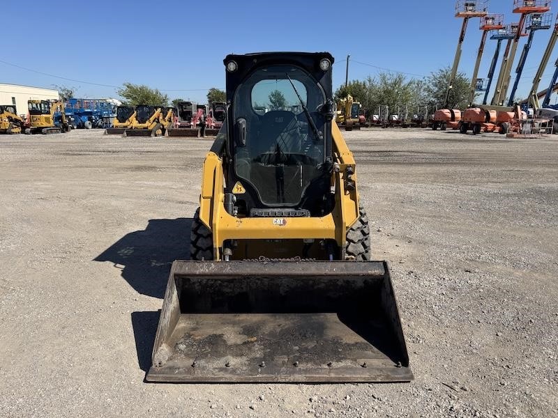 2023 Caterpillar 226D3 Skid Steer Loader - Image 7