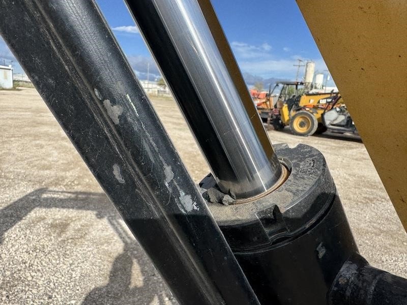 2023 Caterpillar 303 CR Mini Excavator - Image 8