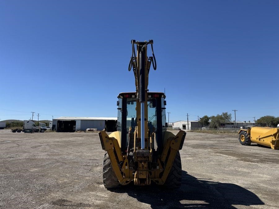 2022 Caterpillar 420 Backhoe Loader - Image 4