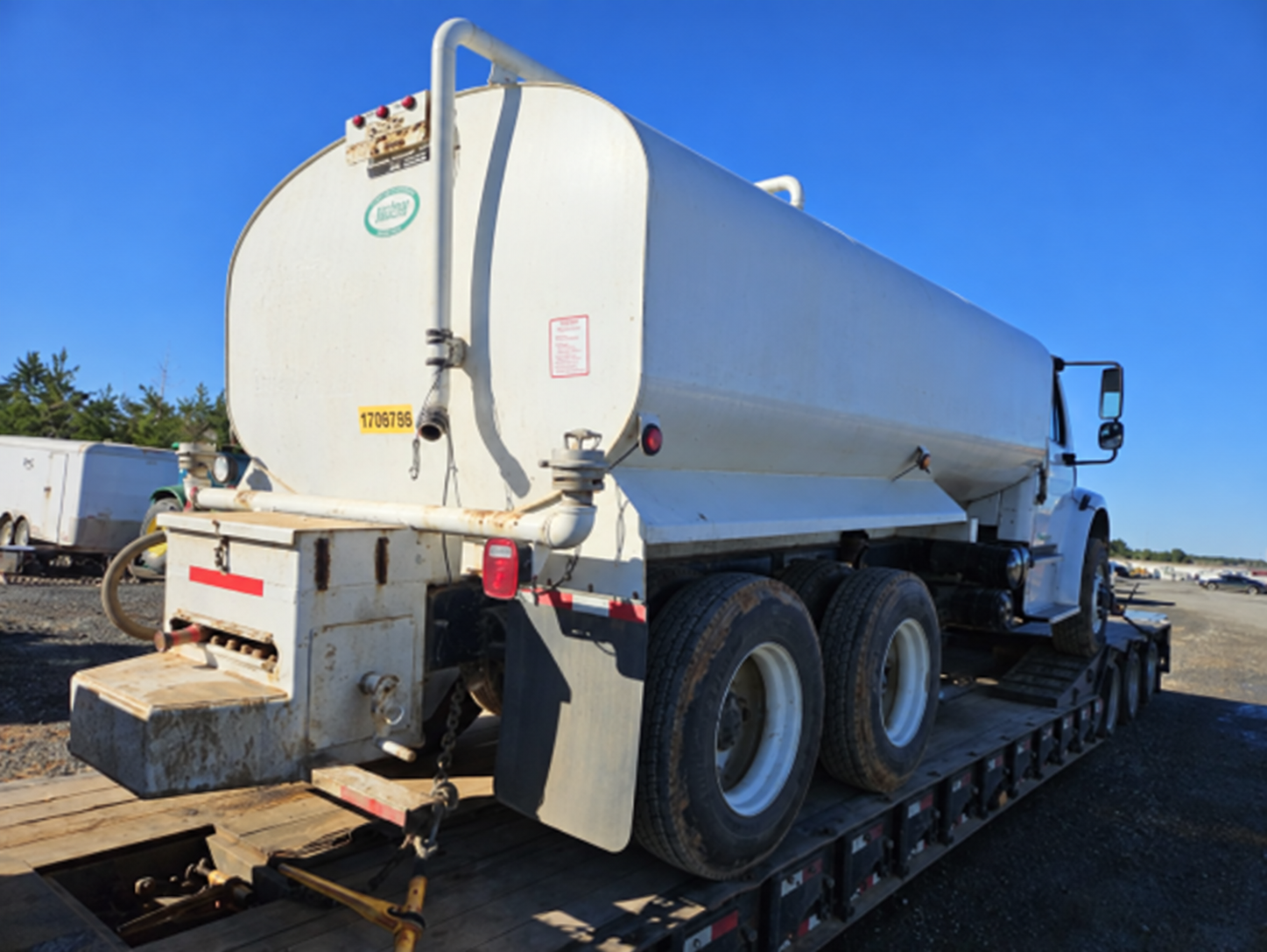 2024 Freightliner M2 106 Water Truck - Image 4