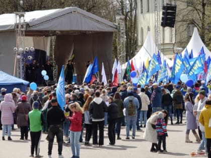 В Великом Новгороде состоялся митинг-концерт, посвящённый Празднику Весны и Труда