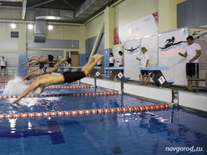 В Великом Новгороде проходит чемпионат Северо-Западного округа войск национальной гвардии РФ по плаванию