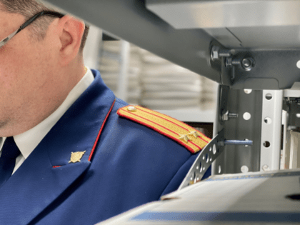 В Новгородской области перед судом предстанет местный житель, обвиняемый в совершении убийства, совершенного более 30 лет назад на территории другого государства