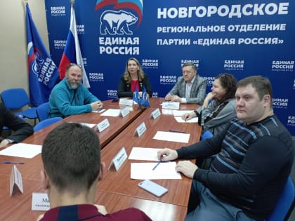 «Юридическая клиника» сторонников «Единой России» оказывает бесплатные консультации