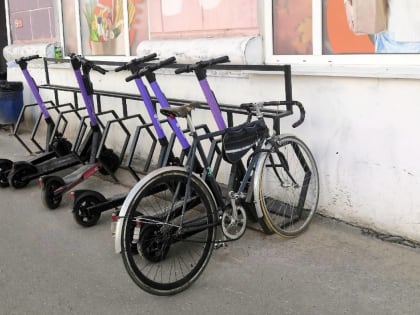 В ДТП с электросамокатами и мототранспортом в Новгородской области пострадали девять детей