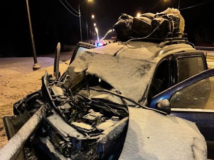 Пассажир автомобиля погиб в ДТП на новгородском участке трассы М-10