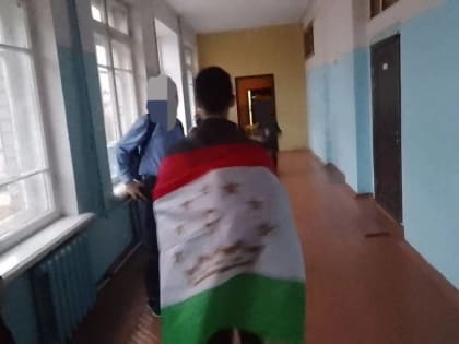 Следователи проводят проверку по инциденту между подростками в валдайской школе