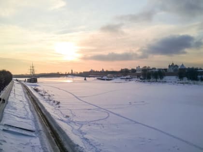 Неделя в сети: президент заступается за Деда Мороза