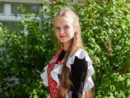 Вероника Маршагина из Чудова получила 100 баллов за ЕГЭ сразу по двум предметам