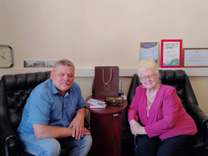 Сергей Тихомиров встретился с дочерью морского летчика Николая Антоновича Патракова