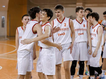 Баскетболисты из Новгородской области творят большую спортивную историю