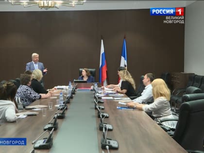 В избиркоме прошла жеребьевка по распределению отрезков в теле- и радиоэфире для агитации перед грядущими выборами  .